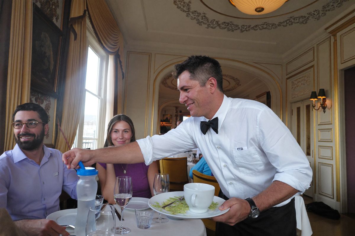 Čašník/-čka v luxusnom hoteli v Lisabone (m/ž) — Sublime Hotels